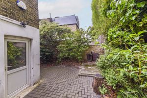 Photo 15- click for photo gallery